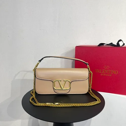 All categories Official website "Brand Women's Bags" Women's Bags 💙 Valentino 2022 Official New Valentino Crossbody Bag Wholesale 58001500 High Quality Size: 28-13-8CM