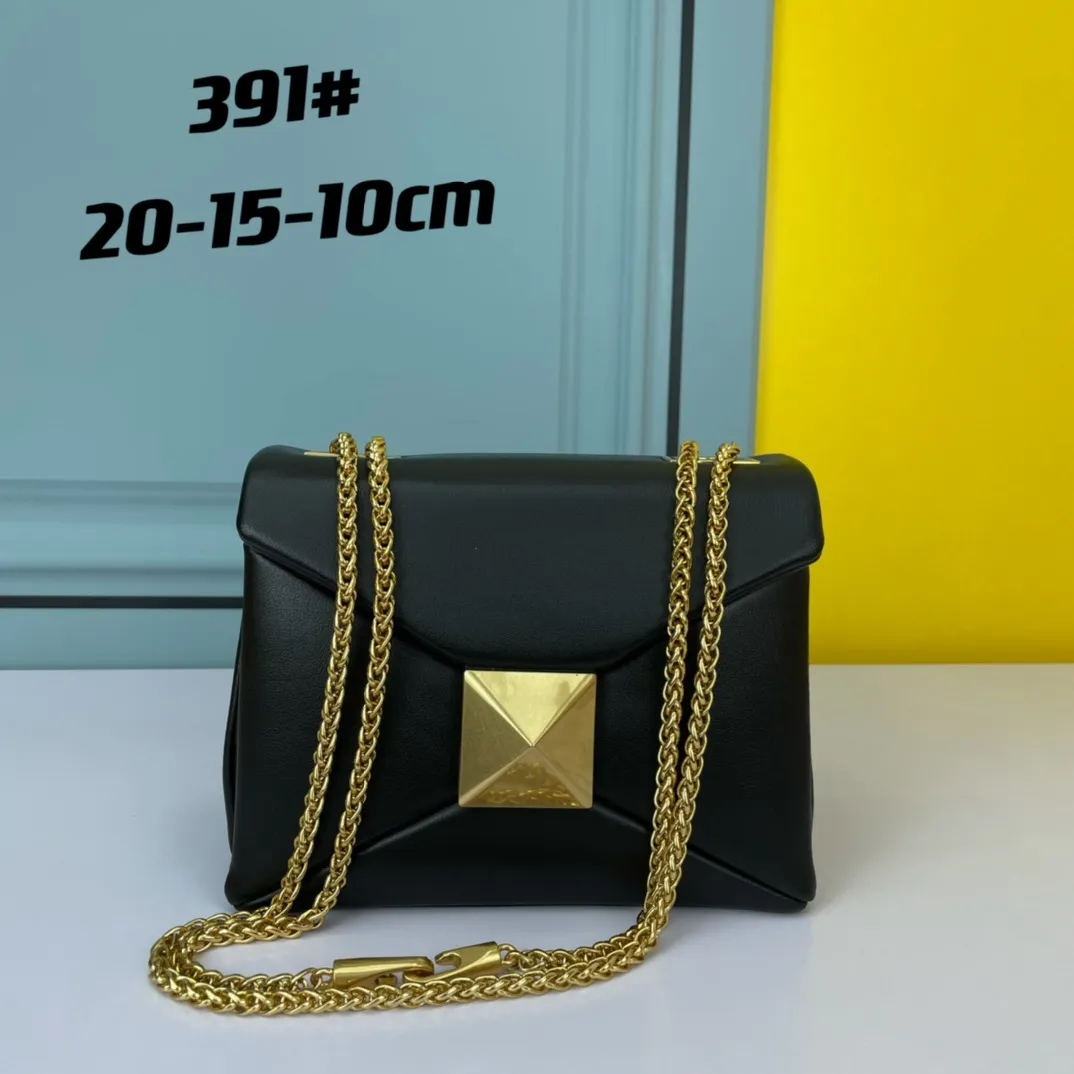 All categories Official website "Brand Women's Bags" Women's Bags 💙 Valentino 2022 Official New Valentino Cowhide Crossbody Bag Wholesale 58002300 High Quality Size: 20-15-10CM