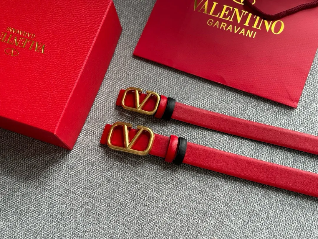 P180 Valentino classic letter series, the same style as the stars. Width 2.5CM 3CM hardware uses logo classic cowhide fabric, can be worn on both sides! A non-contrasting belt! Goddess style and couple style! Fashion essentials for men and women [color][color][color]