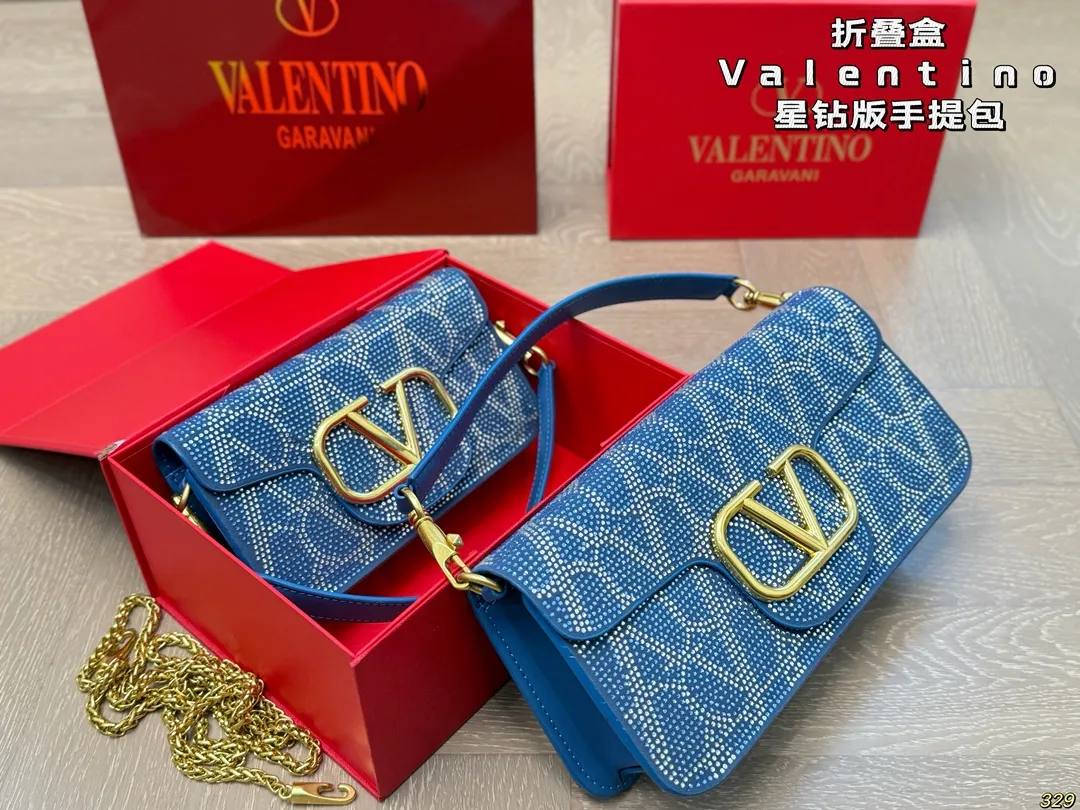 7️⃣color ¥330/¥320 folding box Valentino star diamond version handbag, metallic texture, big logo, simple bag silhouette unlocks fashion charm, can be salty or sweet, makes you the most beautiful girl on the street, very versatile yyds Size: 28 13/20 11