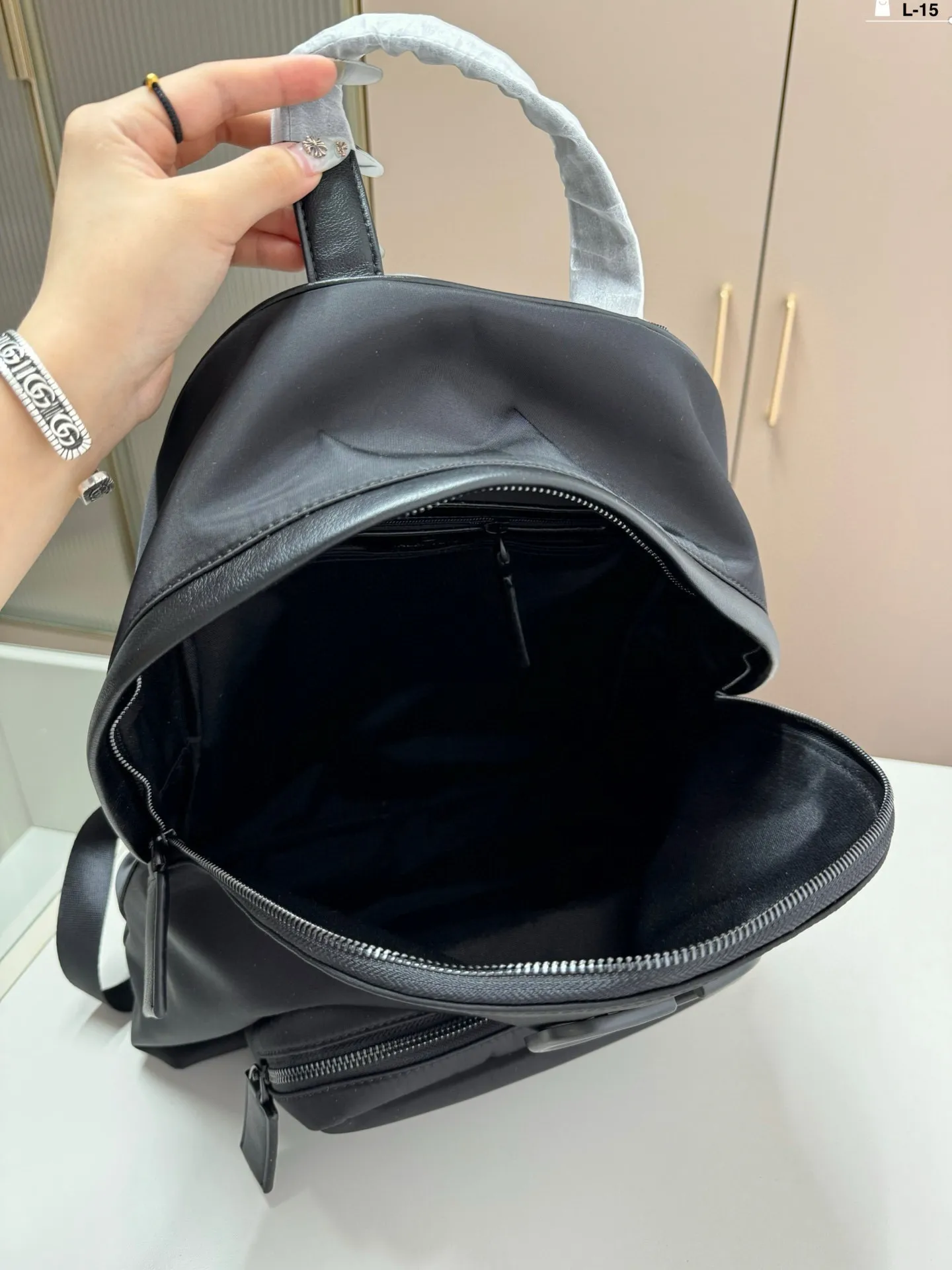 💰p320 Valentino VLTN printing rivet heavy craftsman backpack unisex backpack made of exquisite inlay work L-15 size 33.15.41