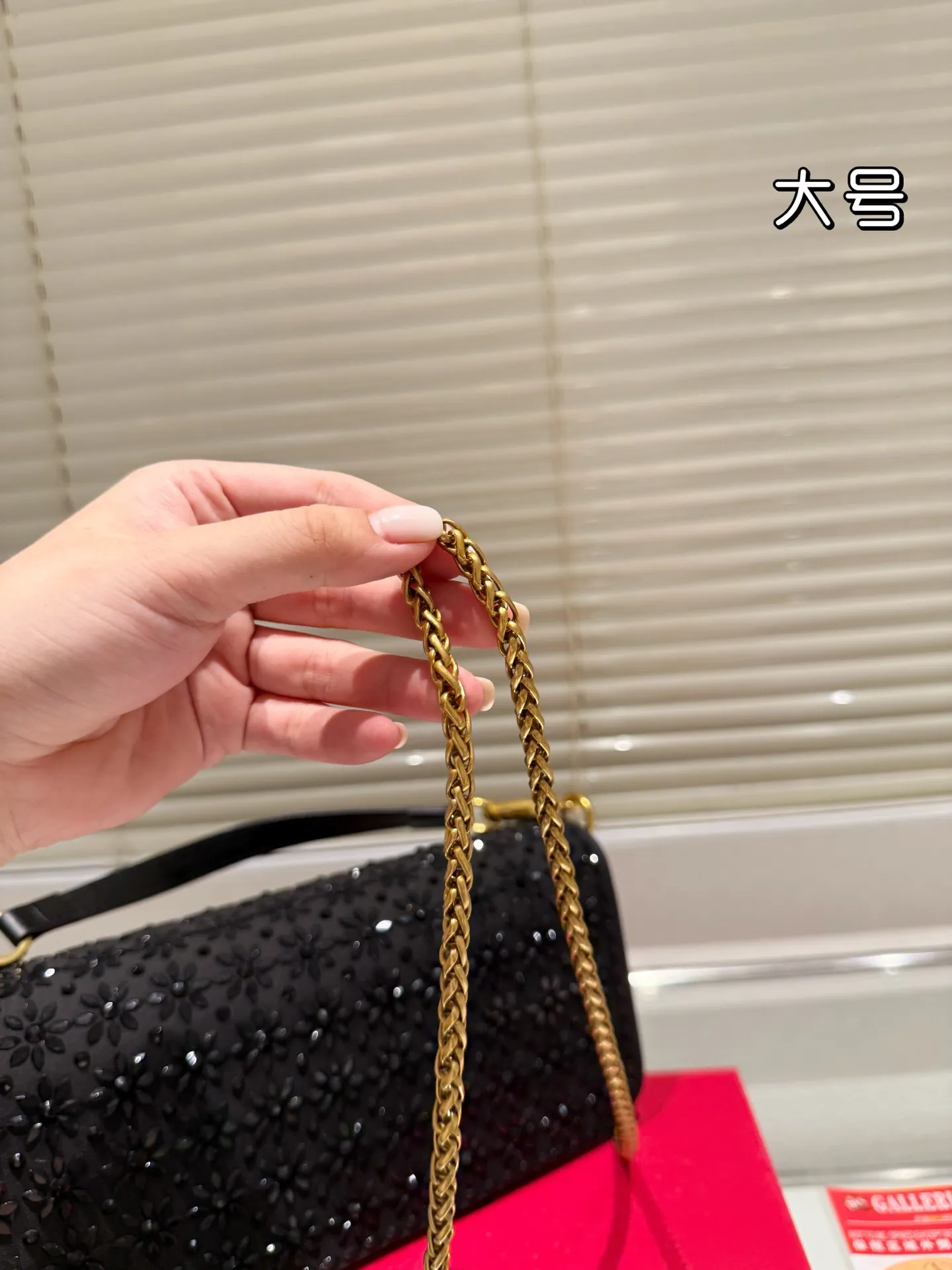 P400 P390 folding box ⚠️ size 27.10 20.9 Valentino, versatile classic, exquisite one, transparent bag, really super invincible and cute, full of fairy spirit, a must-have for young ladies every day