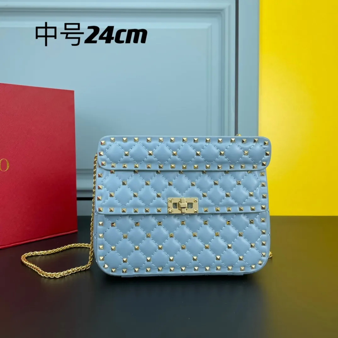 All categories Official website "Brand Women's Bags" Women's Bags 💙 Valentino 2022 Official New Valentino Sheepskin Crossbody Bag Wholesale 58002600 High Quality Size: 24-16-8CM
