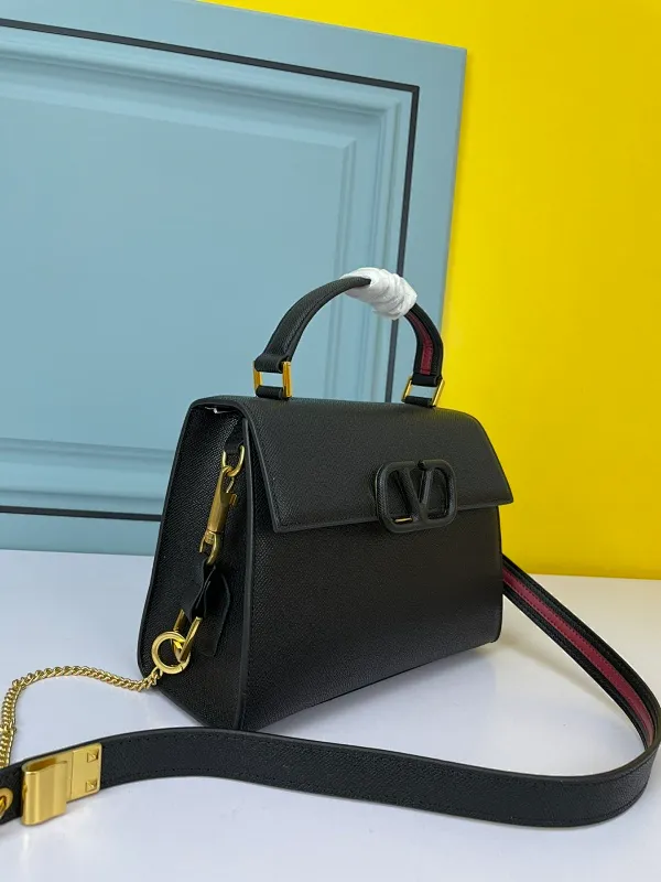All Categories Official Website "Brand Women's Bags" Women's Bags 💙 Valentino 2025 New VALENTINO Crossbody Bag
