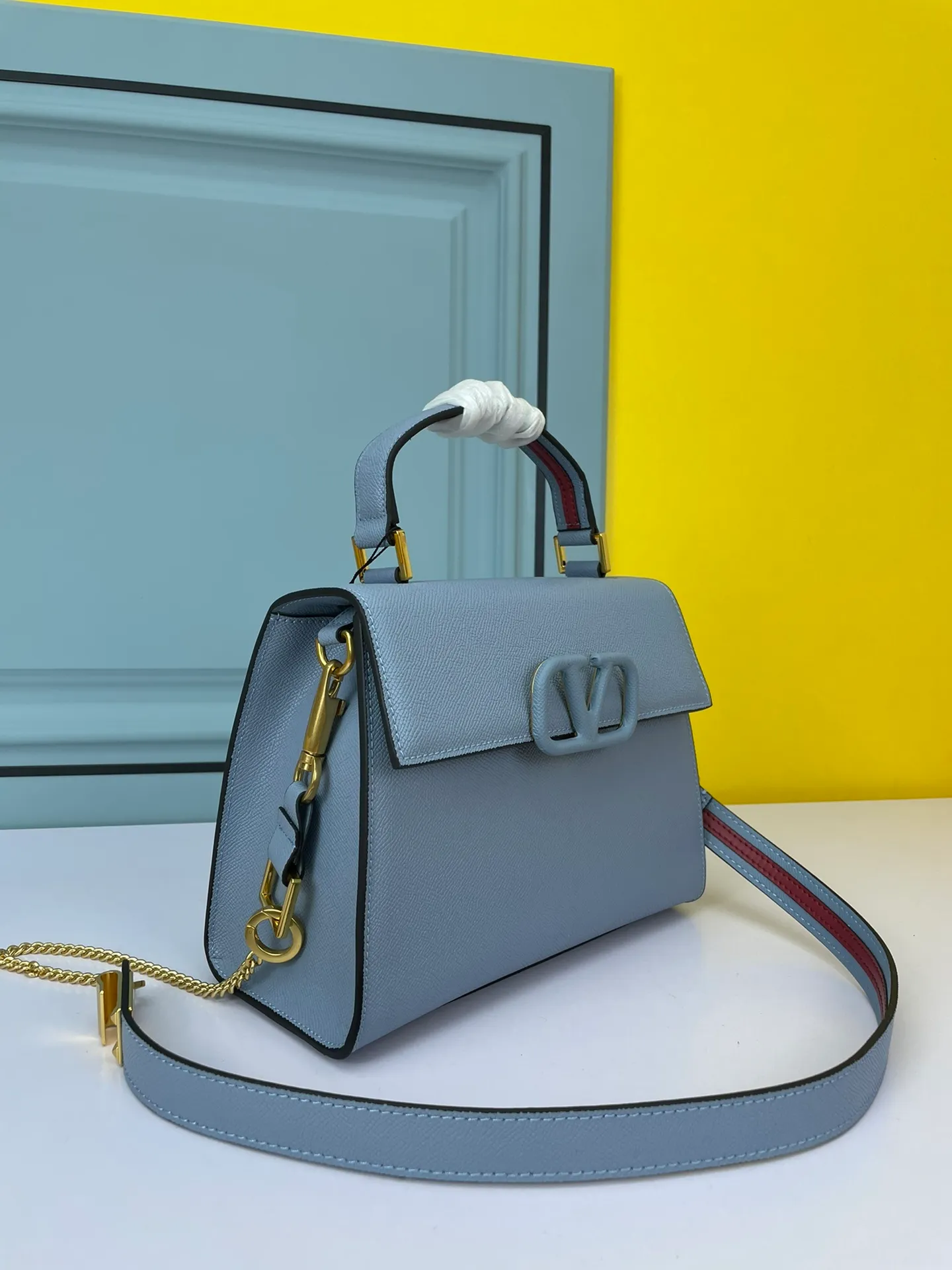All Categories Official Website "Brand Women's Bags" Women's Bags 💙 Valentino 2025 New VALENTINO Crossbody Bag