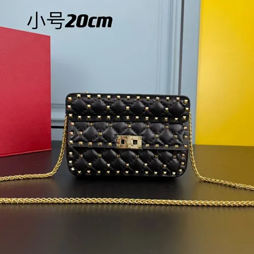 All categories Official website "Brand Women's Bags" Women's Bags 💙 Valentino 2022 Official New Valentino Sheepskin Crossbody Bag Wholesale 58002300 High Quality Size: 20-12-5CM