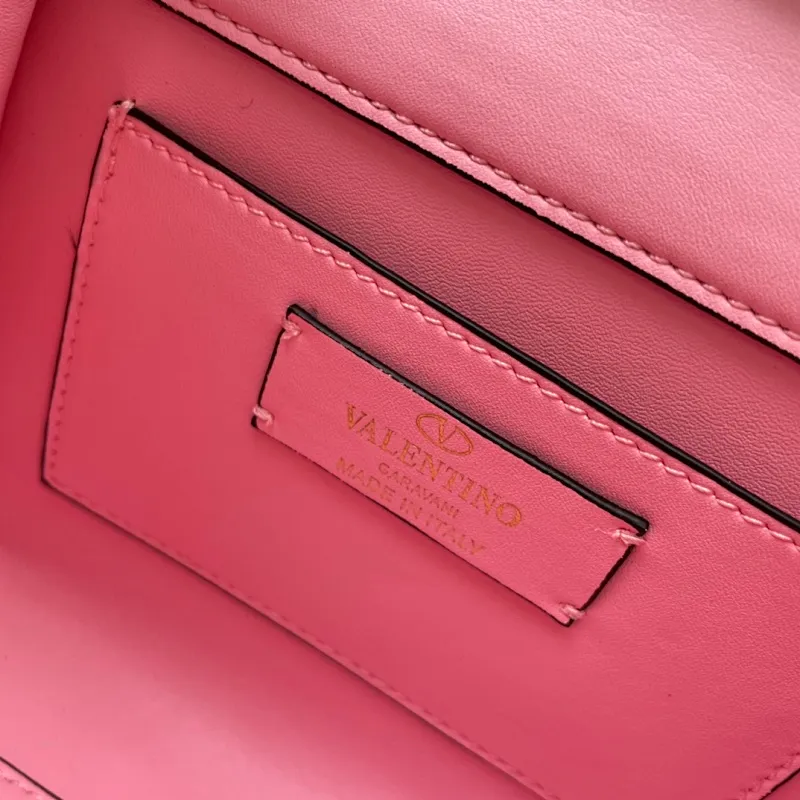All categories Official website "Brand Women's Bags" Women's Bags 💙 Valentino replica VALENTINO, fine imitation VALENTINO bags, VALENTINO shoulder bags, 2023 official latest version VALENTINO handbags, bag factory, original material, size: 19-13-9CM