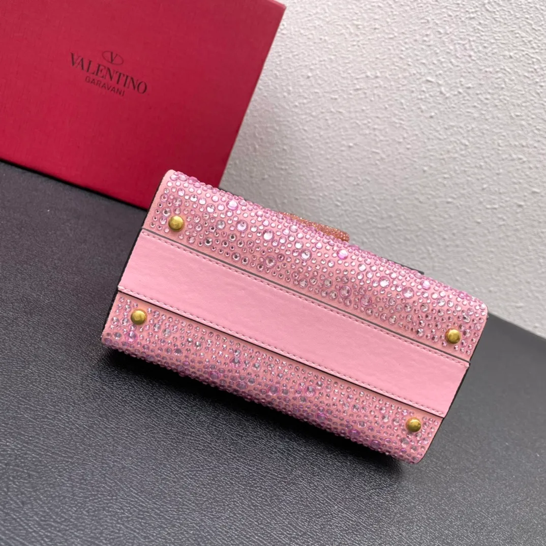 All categories Official website "Brand Women's Bags" Women's Bags 💙 Valentino replica VALENTINO, fine imitation VALENTINO bags, VALENTINO shoulder bags, 2023 official latest version VALENTINO handbags, bag factory, original material, size: 19-13-9CM
