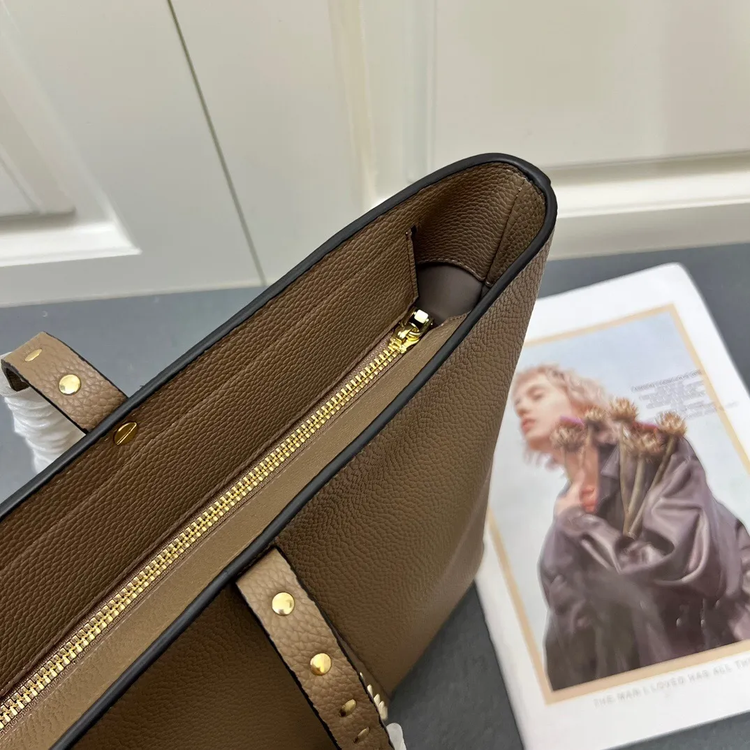 All Categories Official Website "Brand Women's Bags" Women's Bags 💙 Valentino 2025 New Valentino Handbags