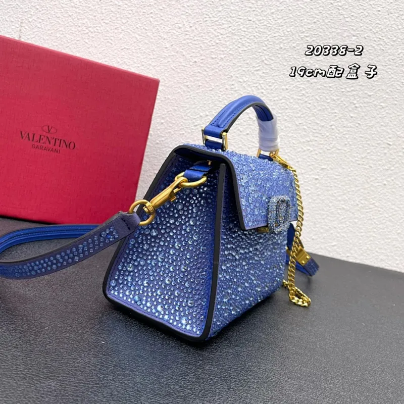 All categories Official website "Brand Women's Bags" Women's Bags 💙 Valentino replica VALENTINO, fine imitation VALENTINO bags, VALENTINO shoulder bags, 2023 official latest version VALENTINO handbags, bag factory, original material, size: 19-13-9CM