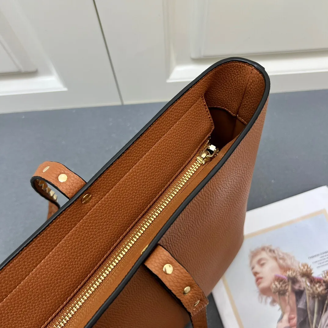 All Categories Official Website "Brand Women's Bags" Women's Bags 💙 Valentino 2025 New Valentino Handbags