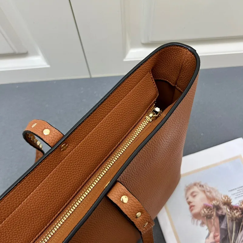 All Categories Official Website "Brand Women's Bags" Women's Bags 💙 Valentino 2025 New Valentino Handbags