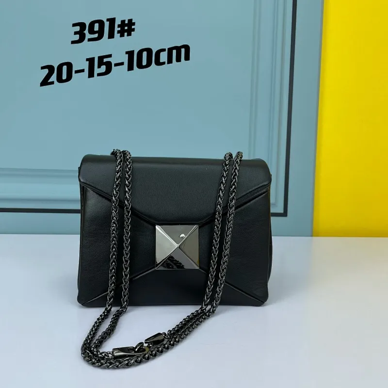 All categories Official website "Brand Women's Bags" Women's Bags 💙 Valentino 2022 Official New Valentino Cowhide Crossbody Bag Wholesale 58002300 High Quality Size: 20-15-10CM