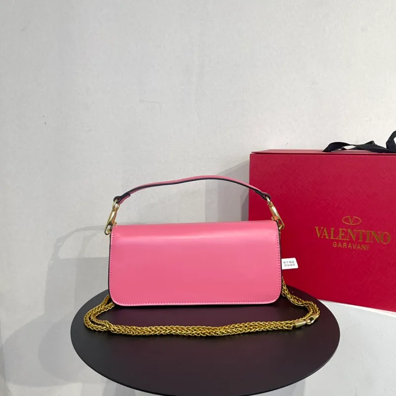 All categories Official website "Brand Women's Bags" Women's Bags 💙 Valentino 2022 Official New Valentino Crossbody Bag Wholesale 58001500 High Quality Size: 28-13-8CM