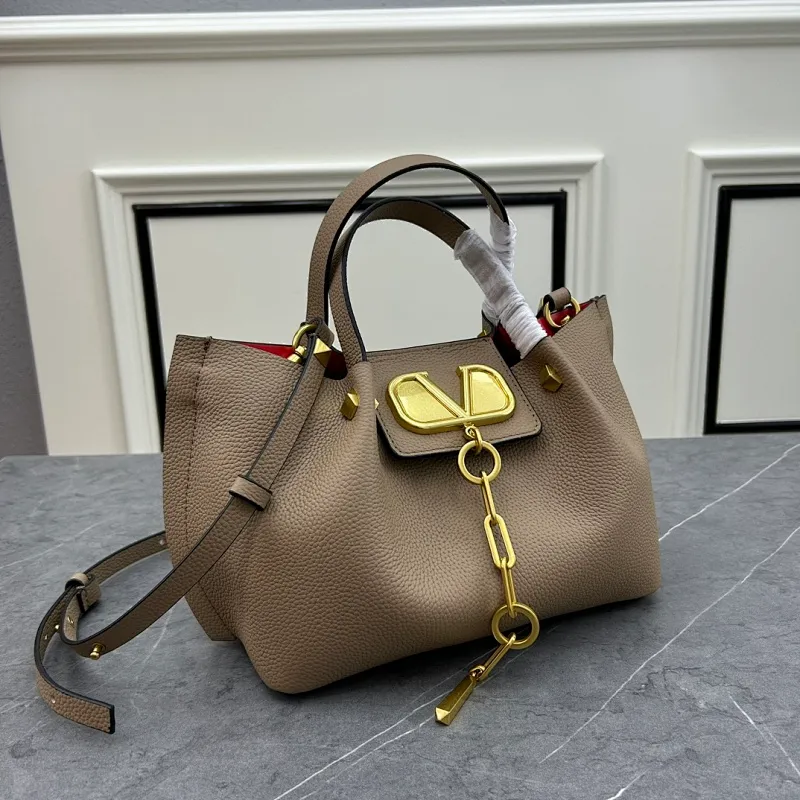 All Categories Official Website "Brand Women's Bags" Women's Bags 💙 Valentino 2025 New VALENTINO Crossbody Bag