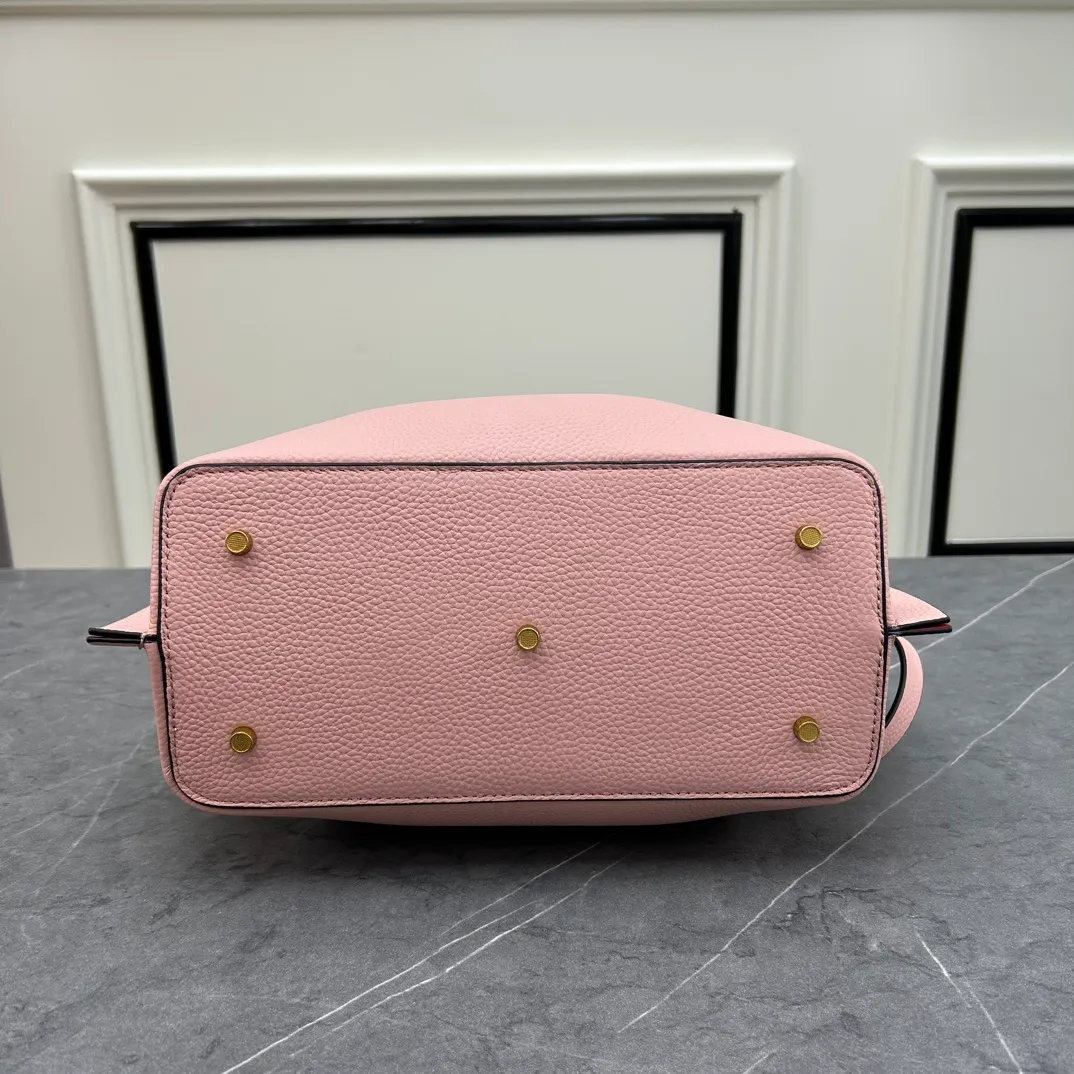 All Categories Official Website "Brand Women's Bags" Women's Bags 💙 Valentino 2025 New VALENTINO Crossbody Bag