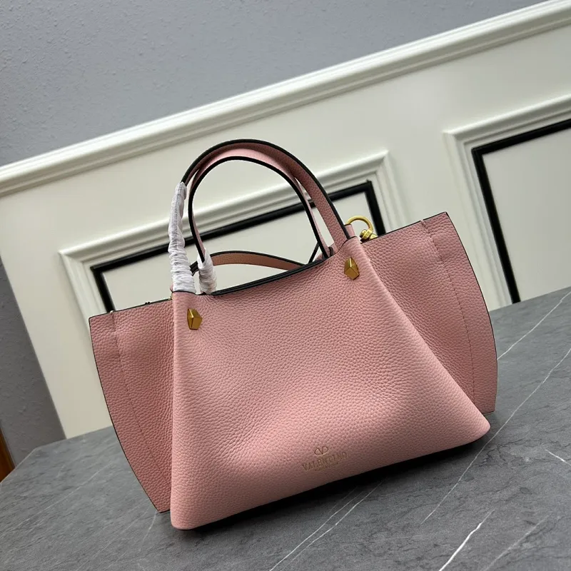 All Categories Official Website "Brand Women's Bags" Women's Bags 💙 Valentino 2025 New VALENTINO Crossbody Bag