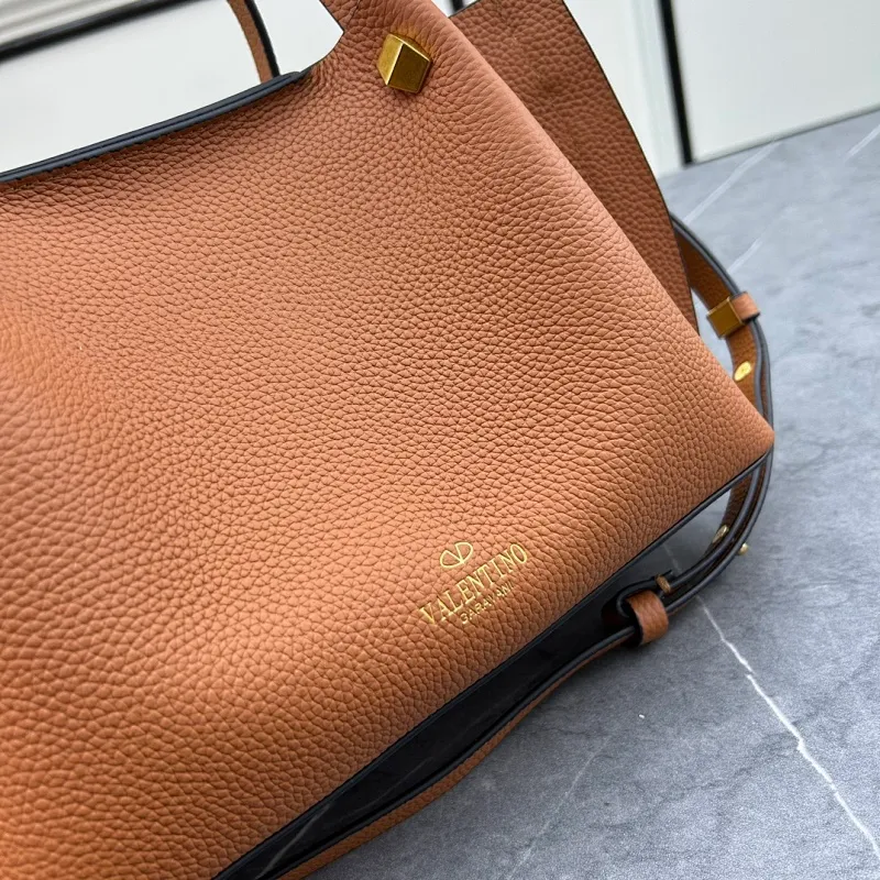 All Categories Official Website "Brand Women's Bags" Women's Bags 💙 Valentino 2025 New VALENTINO Crossbody Bag