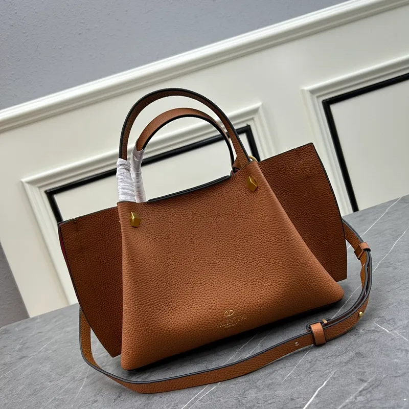 All Categories Official Website "Brand Women's Bags" Women's Bags 💙 Valentino 2025 New VALENTINO Crossbody Bag