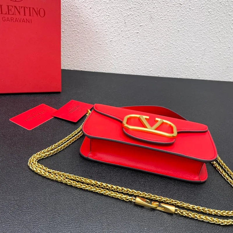 All Categories Official Website "Brand Women's Bags" Women's Bags 💙 Valentino 2023 New Valentino Calfskin Crossbody Bag