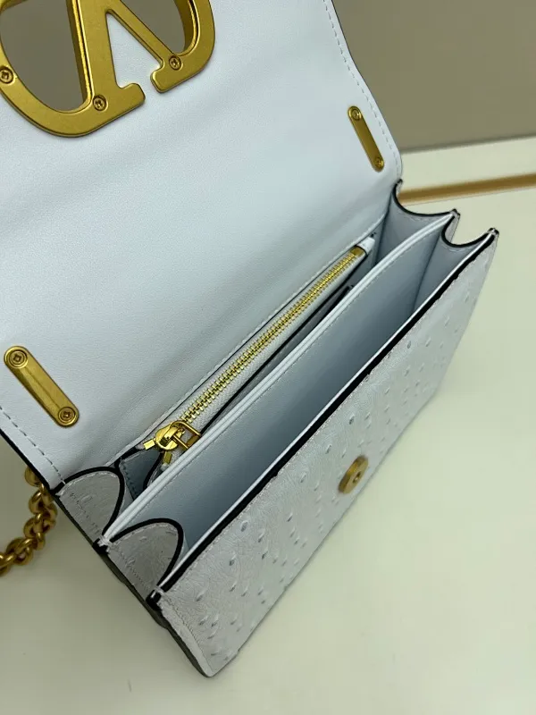 All Categories Official Website "Brand Women's Bags" Women's Bags 💙 Valentino 2025 New VALENTINO Crossbody Bag