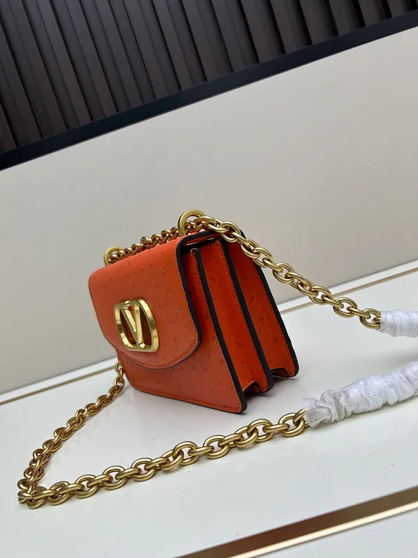All Categories Official Website "Brand Women's Bags" Women's Bags 💙 Valentino 2025 New VALENTINO Crossbody Bag