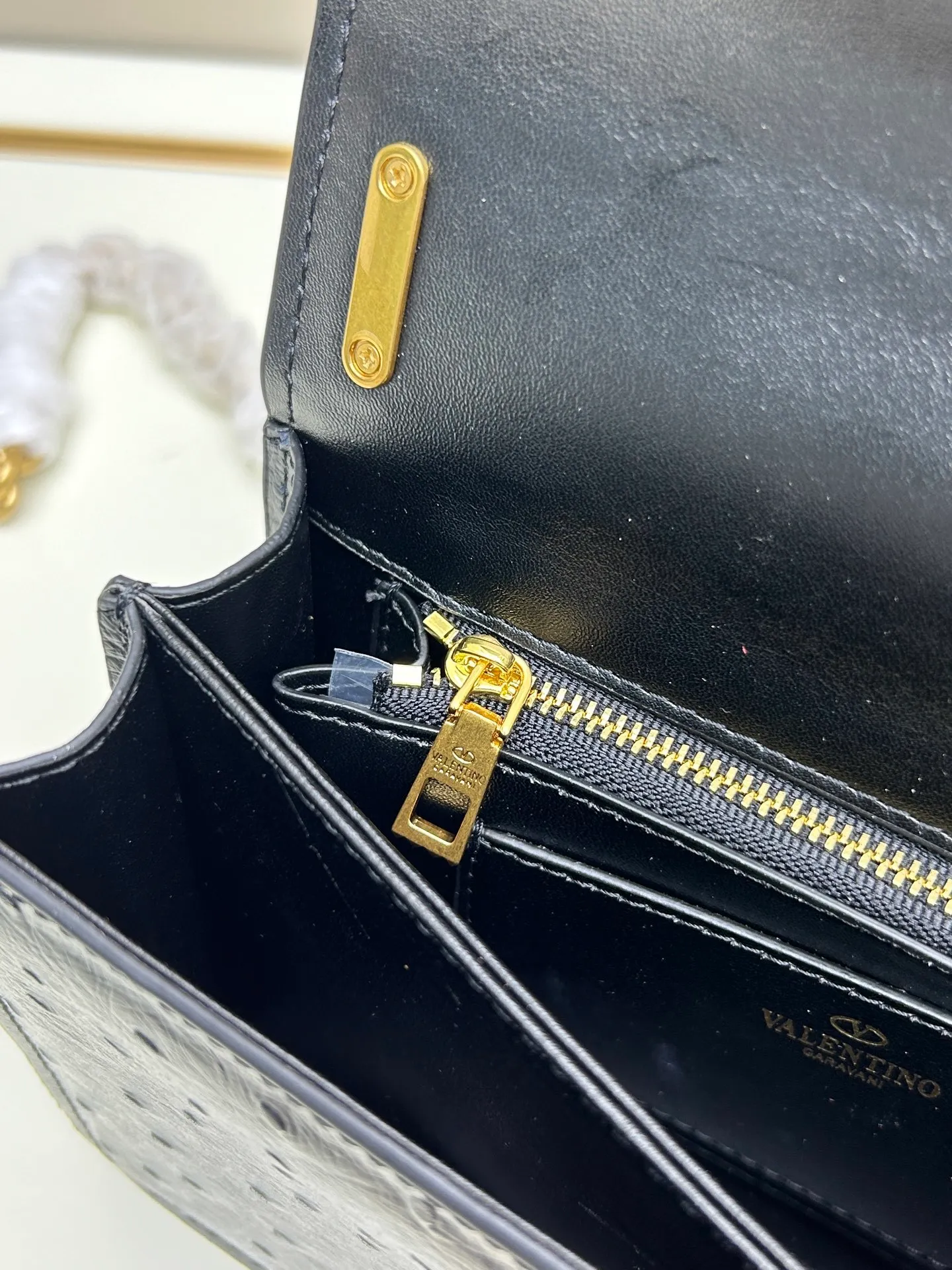 All Categories Official Website "Brand Women's Bags" Women's Bags 💙 Valentino 2025 New VALENTINO Crossbody Bag