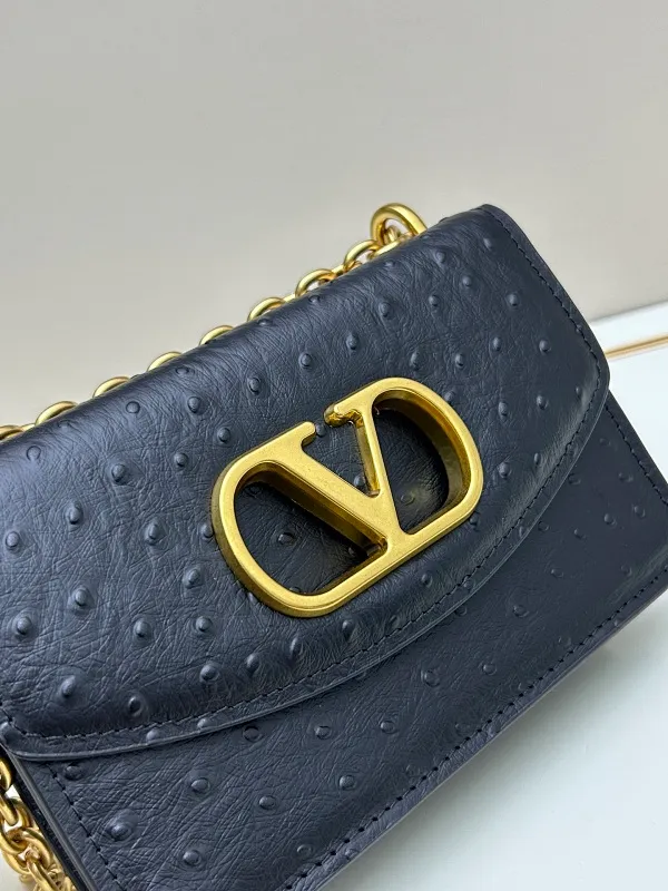 All Categories Official Website "Brand Women's Bags" Women's Bags 💙 Valentino 2025 New VALENTINO Crossbody Bag