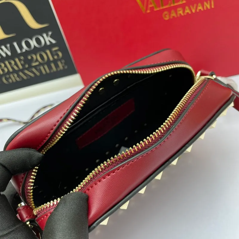 All categories Official website "Brand Women's Bags" Women's Bags 💙 Valentino 2022 Official New Valentino Crossbody Bag Wholesale 58002380 High Quality Size: 18-12-6CM