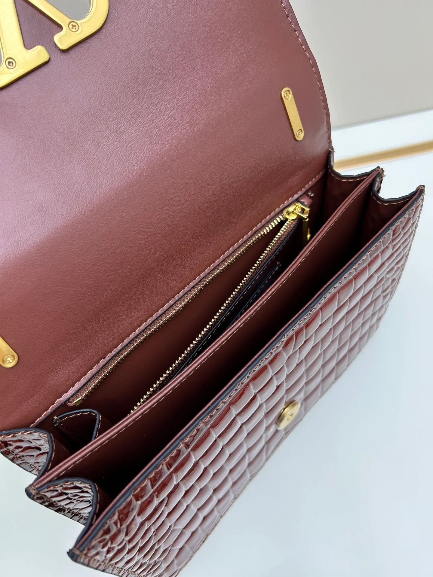 All Categories Official Website "Brand Women's Bags" Women's Bags 💙 Valentino 2025 New VALENTINO Crossbody Bag