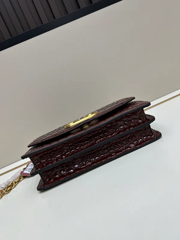 All Categories Official Website "Brand Women's Bags" Women's Bags 💙 Valentino 2025 New VALENTINO Crossbody Bag