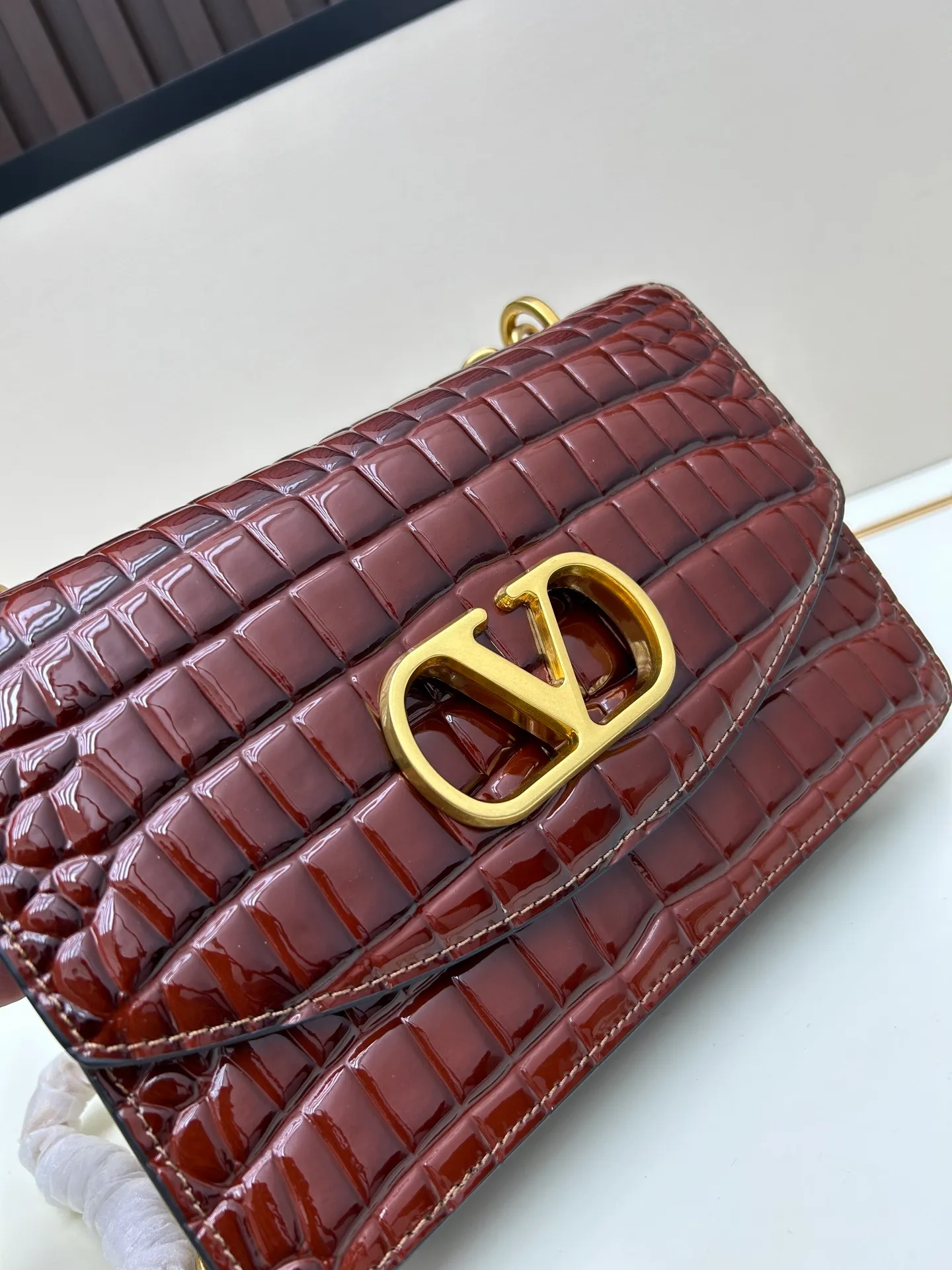 All Categories Official Website "Brand Women's Bags" Women's Bags 💙 Valentino 2025 New VALENTINO Crossbody Bag