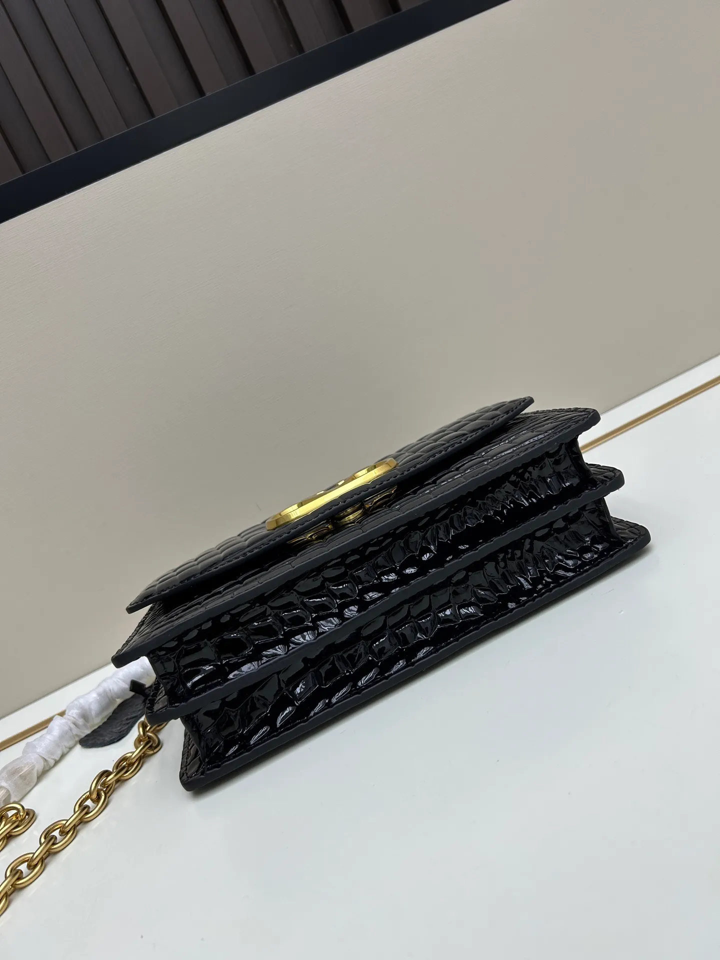 All Categories Official Website "Brand Women's Bags" Women's Bags 💙 Valentino 2025 New VALENTINO Crossbody Bag