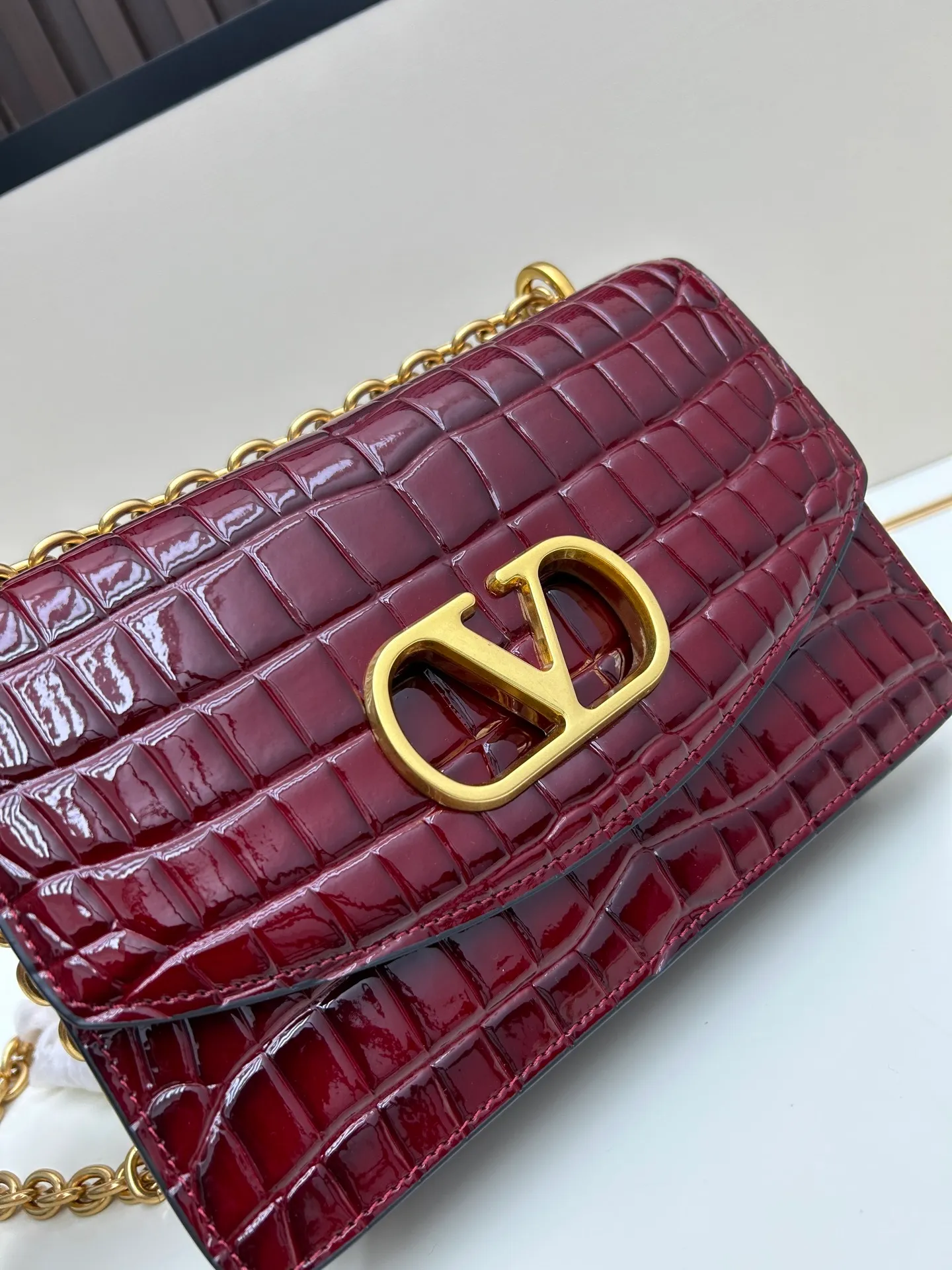 All Categories Official Website "Brand Women's Bags" Women's Bags 💙 Valentino 2025 New VALENTINO Crossbody Bag