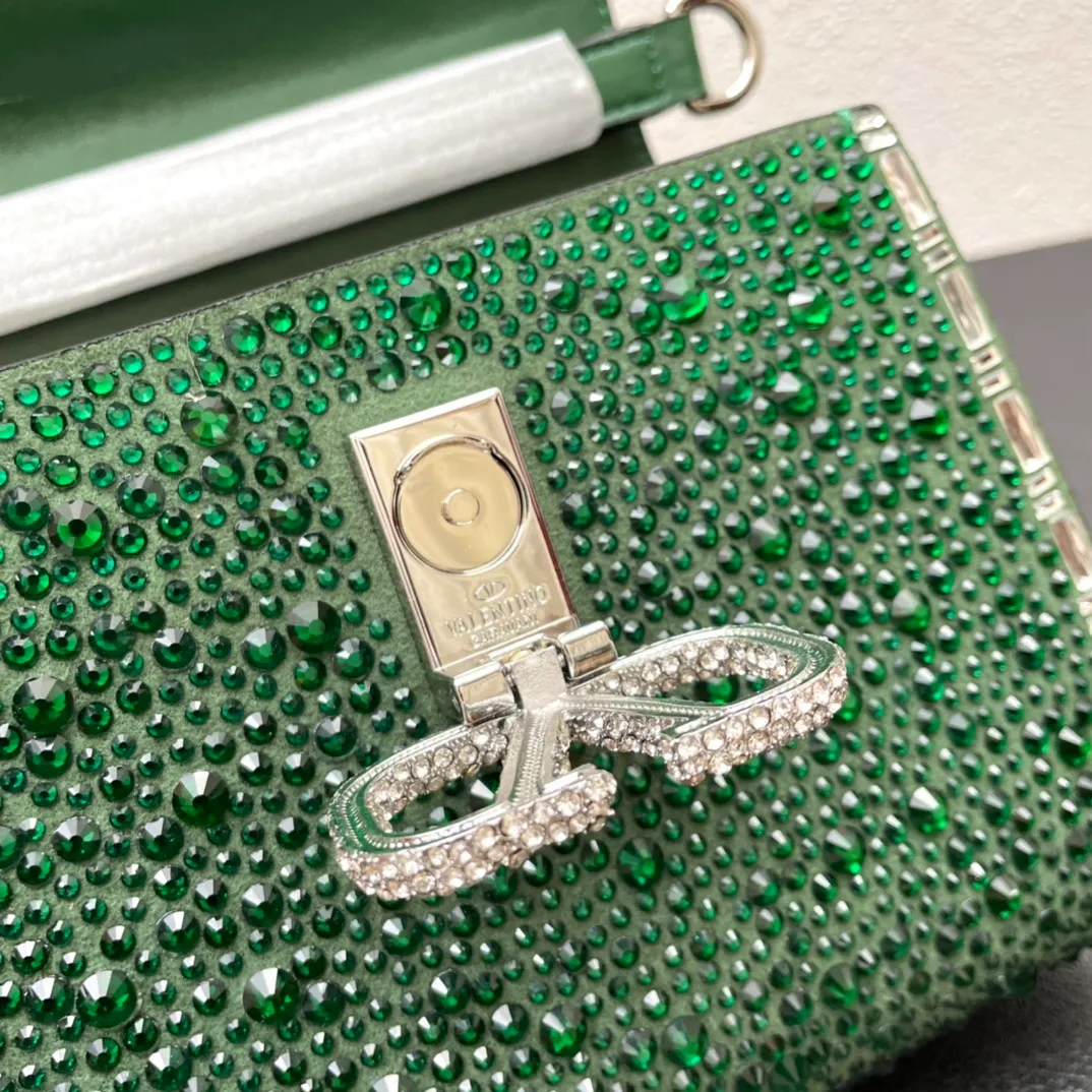 All categories Official website "Brand Women's Bags" Women's Bags 💙 Valentino replica VALENTINO, fine imitation VALENTINO bags, VALENTINO shoulder bags, 2023 official latest version VALENTINO handbags, bag factory, original material, size: 19-13-9CM