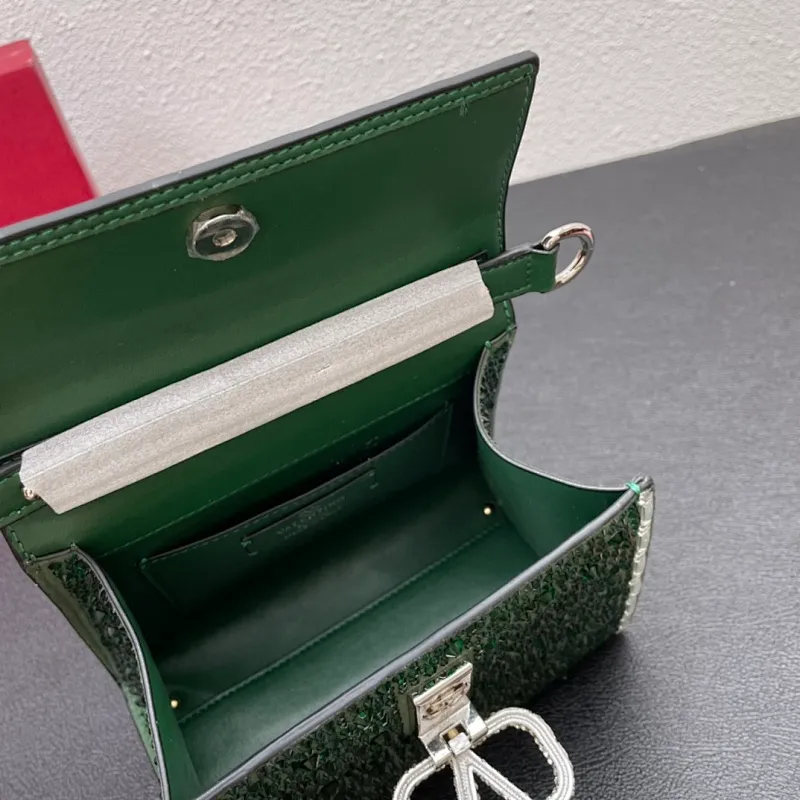 All categories Official website "Brand Women's Bags" Women's Bags 💙 Valentino replica VALENTINO, fine imitation VALENTINO bags, VALENTINO shoulder bags, 2023 official latest version VALENTINO handbags, bag factory, original material, size: 19-13-9CM