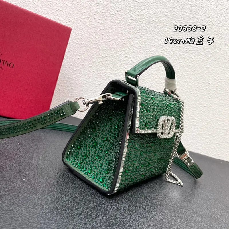 All categories Official website "Brand Women's Bags" Women's Bags 💙 Valentino replica VALENTINO, fine imitation VALENTINO bags, VALENTINO shoulder bags, 2023 official latest version VALENTINO handbags, bag factory, original material, size: 19-13-9CM