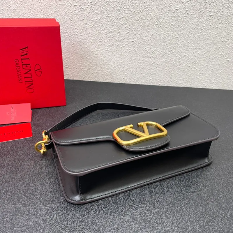 All Categories Official Website "Brand Women's Bags" Women's Bags 💙 Valentino 2023 New Valentino Calfskin Crossbody Bag