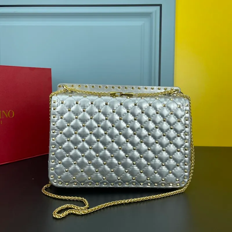All categories Official website "Brand Women's Bags" Women's Bags 💙 Valentino 2022 Official New Valentino Soft Sheepskin Crossbody Bag Wholesale 58003100 High Quality Size: 30-8.5-20CM