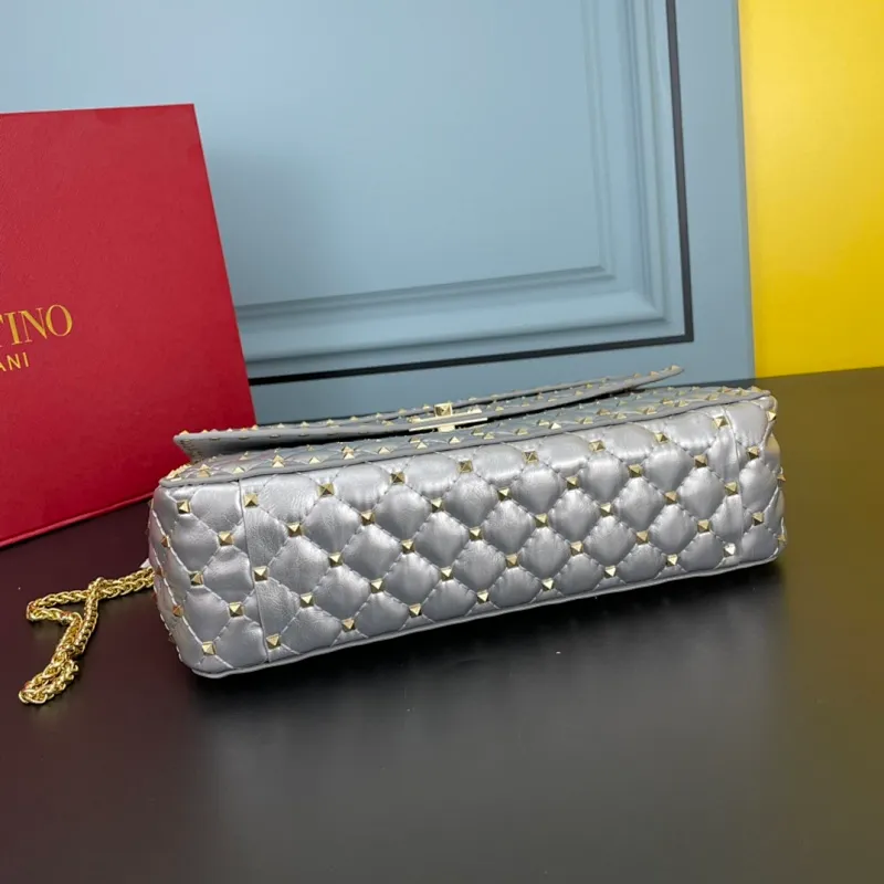 All categories Official website "Brand Women's Bags" Women's Bags 💙 Valentino 2022 Official New Valentino Soft Sheepskin Crossbody Bag Wholesale 58003100 High Quality Size: 30-8.5-20CM