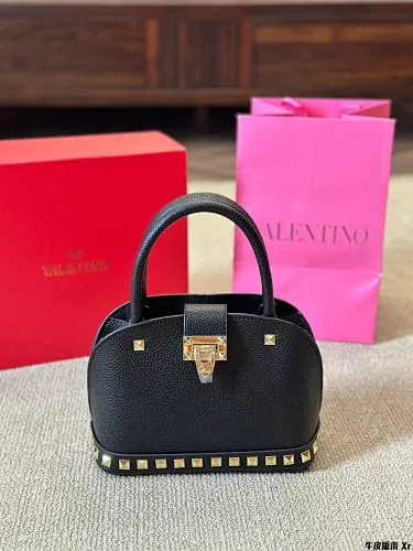 All Categories Official Website "Brand Women's Bags" Women's Bags 💙 Valentino 2024 Official Website New Valentino Crossbody Bag