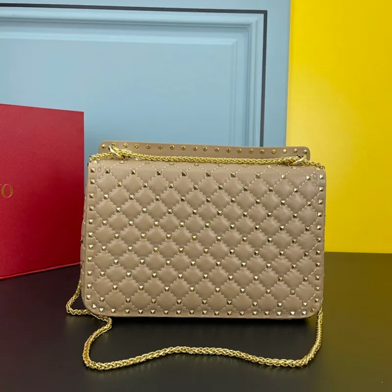 All categories Official website "Brand Women's Bags" Women's Bags 💙 Valentino 2022 Official New Valentino Soft Sheepskin Crossbody Bag Wholesale 58003100 High Quality Size: 30-8.5-20CM