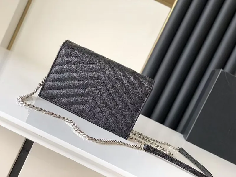 All categories Official website "Brand Women's Bags" Women's Bags 💙 YSL 2022 Official New YSL Crossbody Bag Wholesale 58001350 High Quality Specifications: 19-11.5-4CM