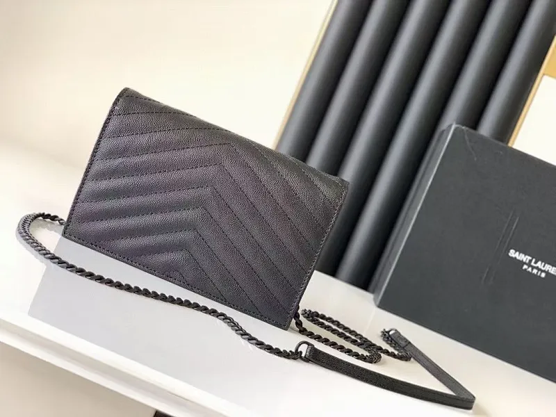 All categories Official website "Brand Women's Bags" Women's Bags 💙 YSL 2022 Official New YSL Crossbody Bag Wholesale 58001350 High Quality Specifications: 19-11.5-4CM