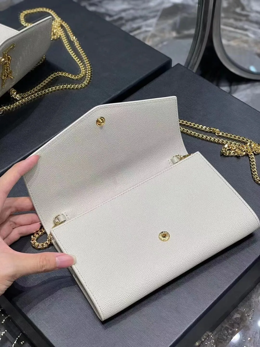 All categories Official website "Brand Women's Bags" Women's Bags 💙 YSL 2022 Official New YSL Crossbody Bag Wholesale 58001350 High Quality Specifications: 19-12-4CM