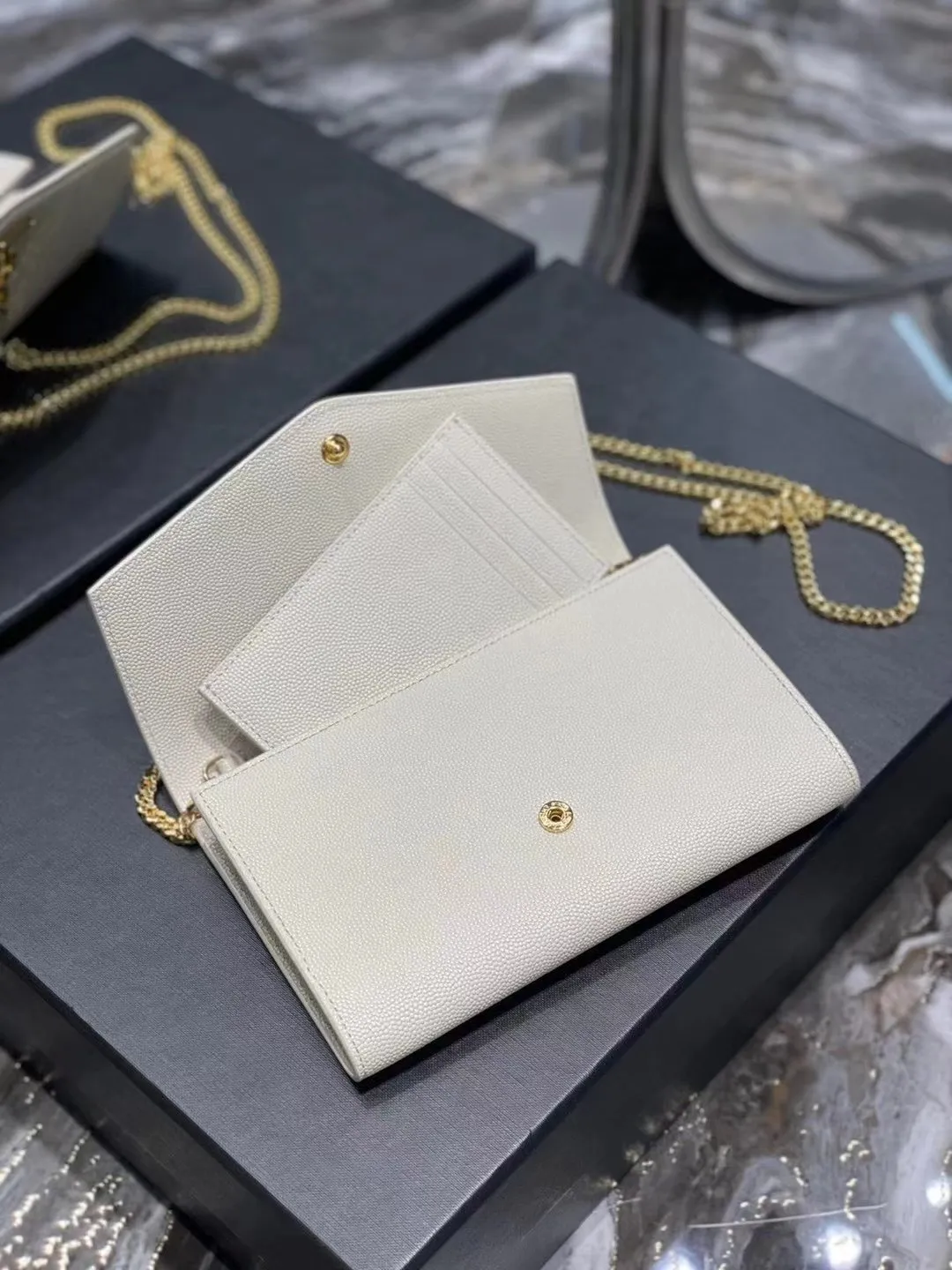 All categories Official website "Brand Women's Bags" Women's Bags 💙 YSL 2022 Official New YSL Crossbody Bag Wholesale 58001350 High Quality Specifications: 19-12-4CM