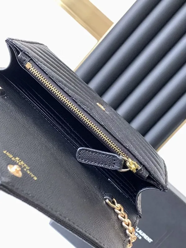 All categories Official website "Brand Women's Bags" Women's Bags 💙 YSL 2022 Official New YSL Crossbody Bag Wholesale 58001350 High Quality Specifications: 19-11.5-4CM