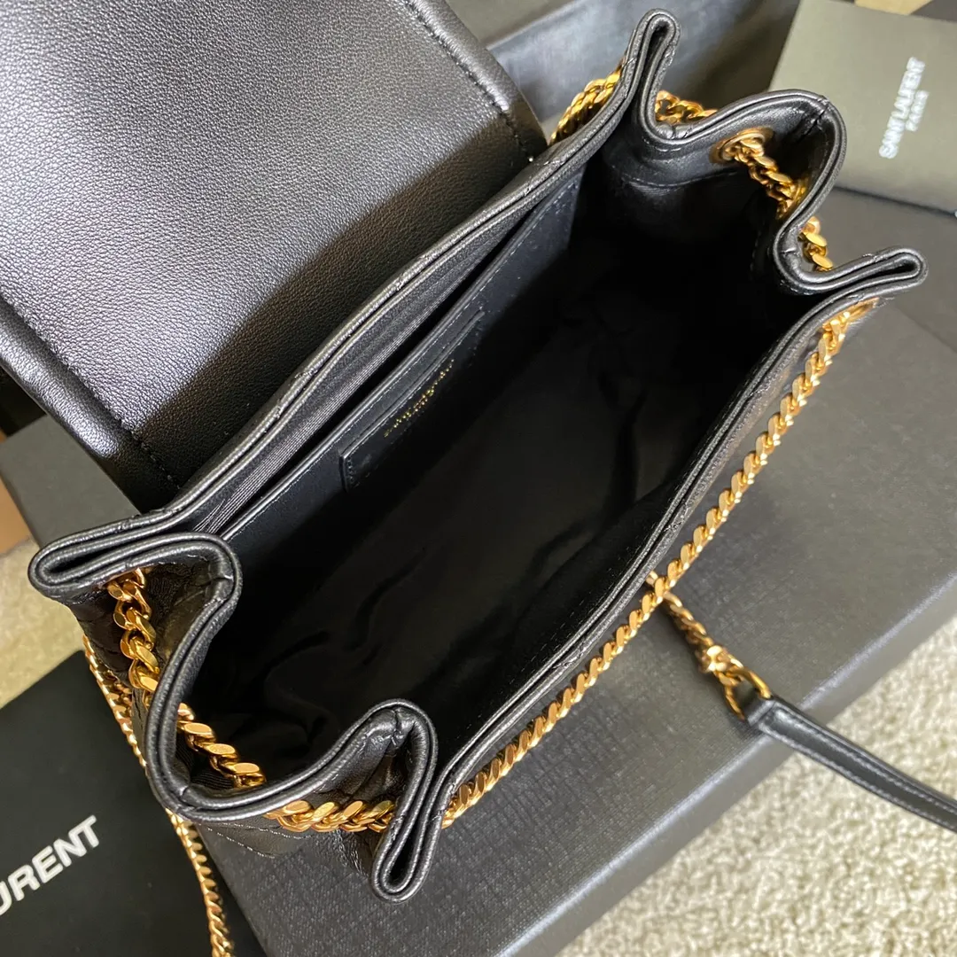 Sheepskin black/gold 🌈YSL new mini nolita shoulder crossbody bag🔥🔥Original imported nappa lambskin, with pull-out chain Versatile chain bag Although the bag is not large in capacity, it can fit everything you use when going out every day👍20220720 Model: 672738 [original leather] Size: 18x13x6cm