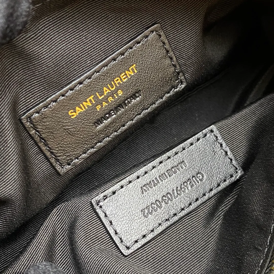 p1320 The top product on the market, sheepskin black/gold 🌈YSL's new sade small armpit cylinder bag, lambskin 🐏 with retro metal chain, just right for those who like small round bags 🤗The capacity is much larger than woc, and it looks great on the back in summer 👍20220660 Model: 699703 [original leather] Size: 20x10x10cm