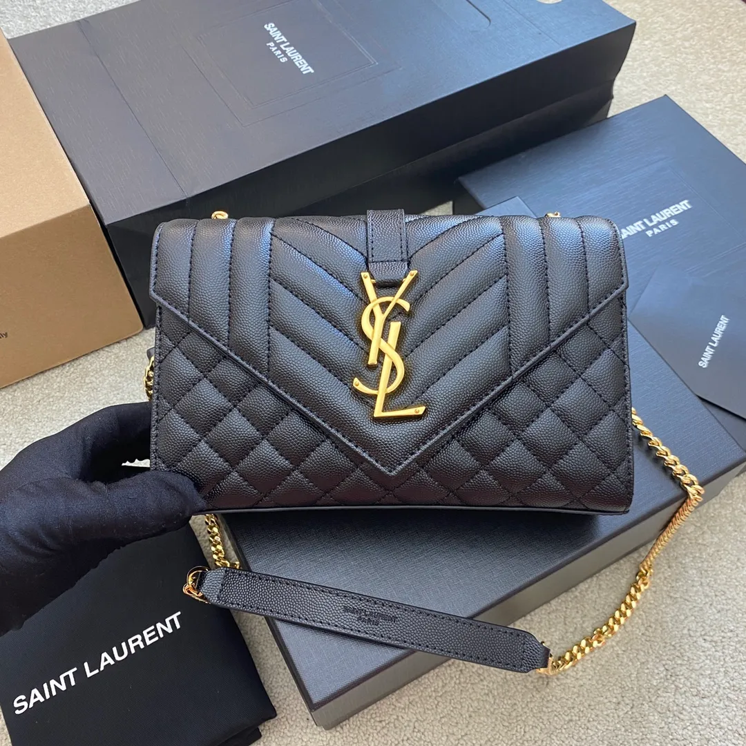 Black ball pattern/gold buckle 🌈YSL new style 𝑬𝒏𝒗𝒆𝒍𝒐𝒑𝒆#Small size 21CM Original grain embossed quilted leather envelope bag is classic and timeless, the sky-high V pattern and rhombus caviar pattern, Italian ZP original cowhide with eye-catching Y family logo, elegant and fashionable all in one! Get it and it’s ZP! 20220680 Model: 600915 [original leather] Size: 21x13x6cm
